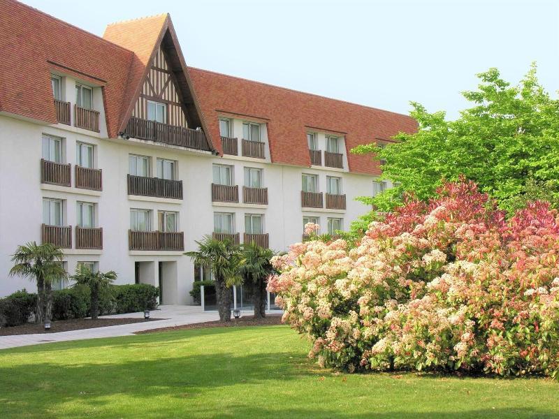 Amiraute Hotel Golf Deauville Touques Exterior photo
