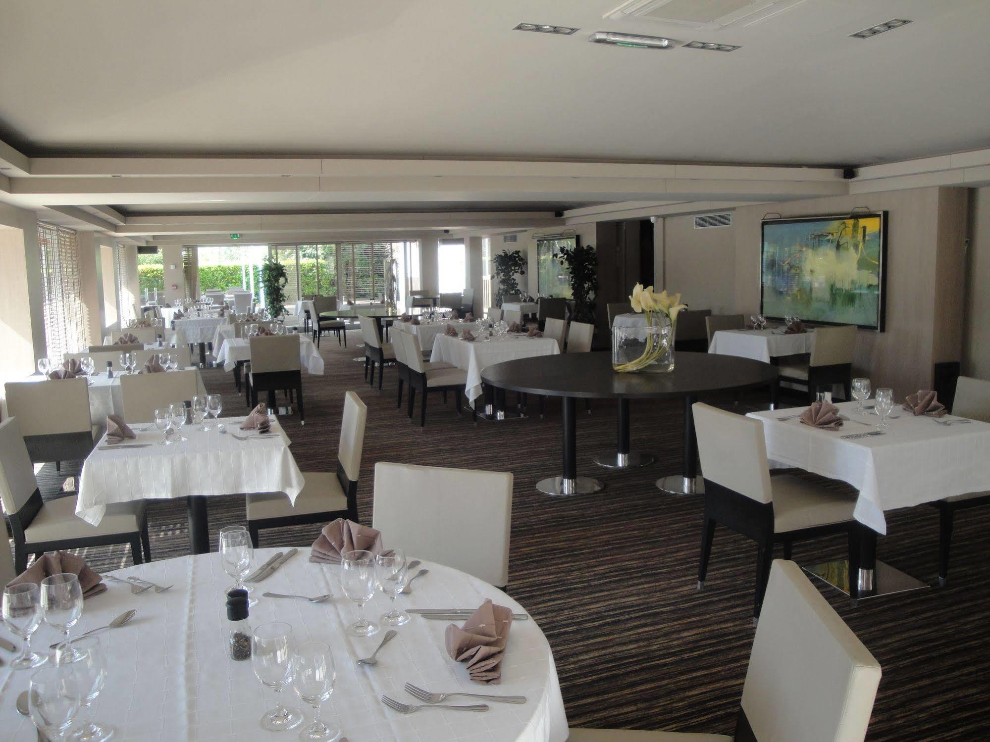 Amiraute Hotel Golf Deauville Touques Exterior photo